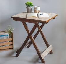 Folding table